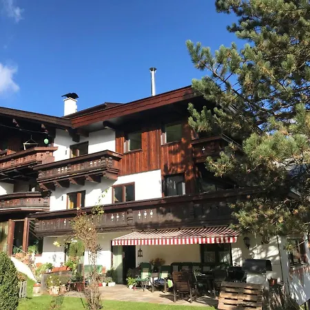 Ferienhaus Pension Gulla Нойштифт-им-Штубайталь