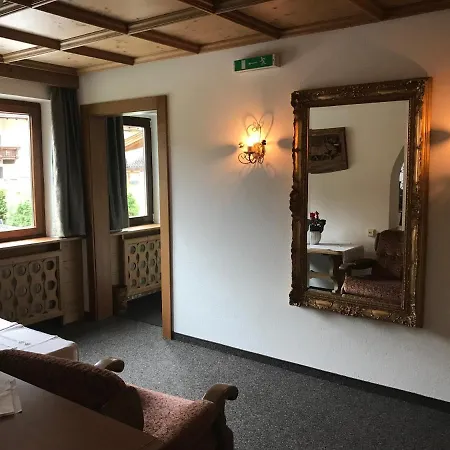 Ferienhaus Pension Gulla Holiday home Neustift im Stubaital